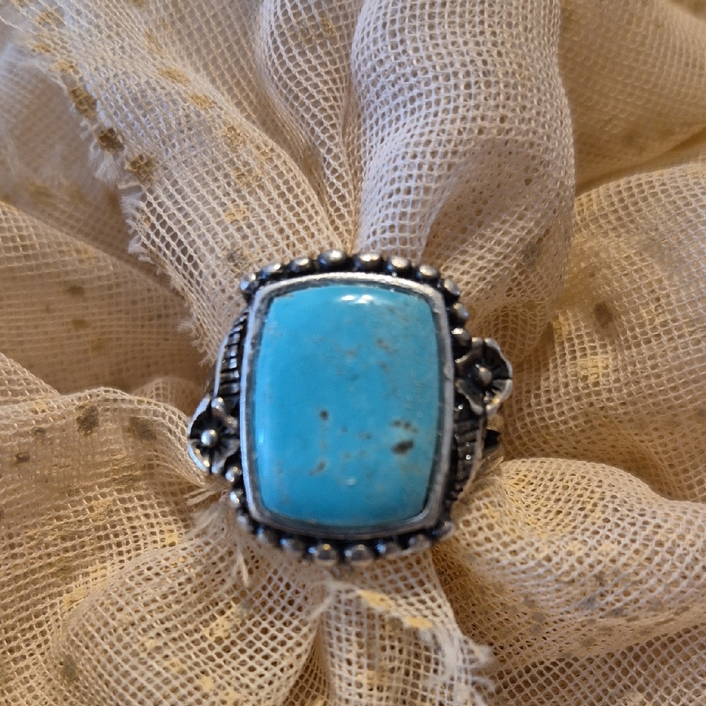 VINTAGE Navajo Silver Women's Ring By WALDEK JOHNSON